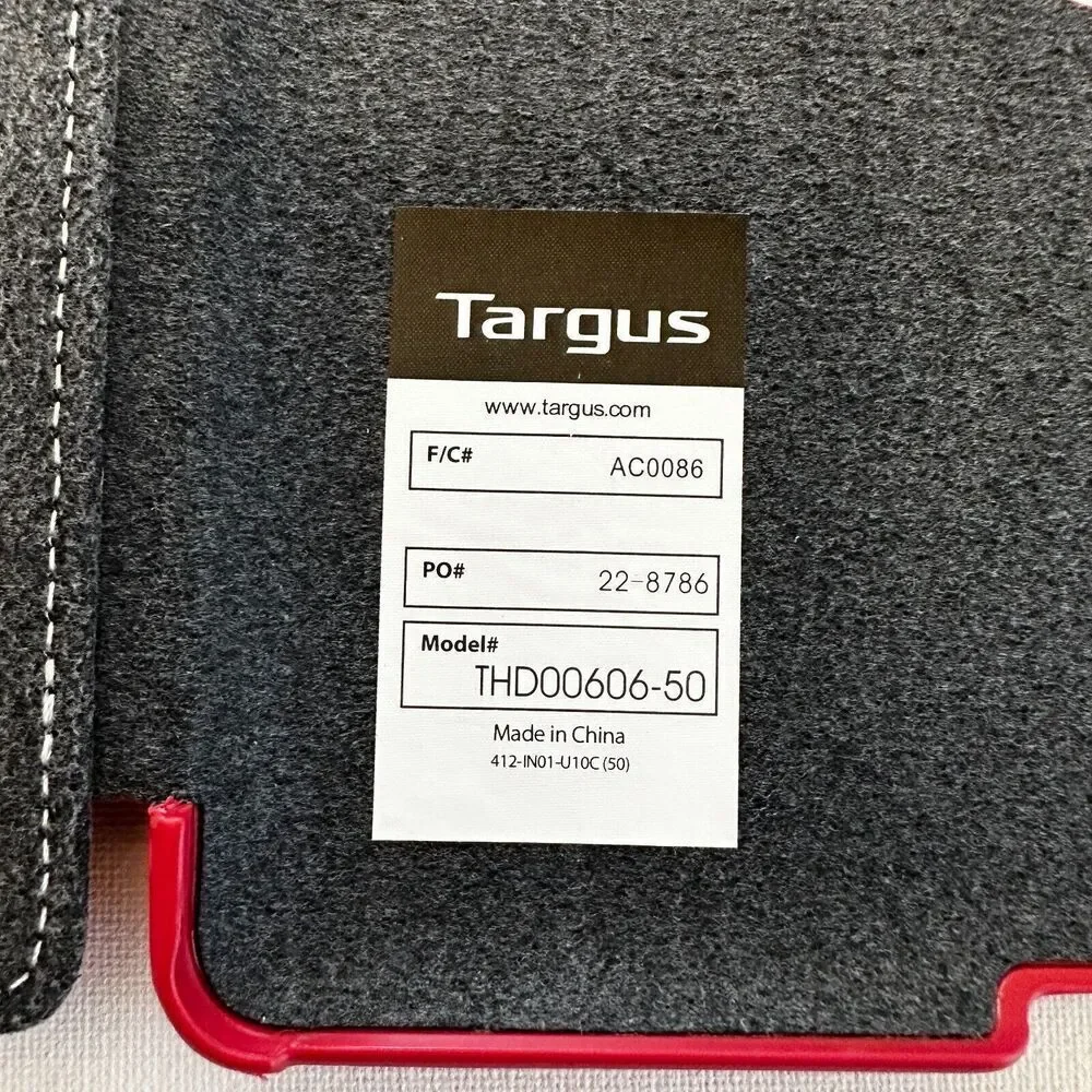 Targus Slim Case & Stylus for‎ Ipad 3rd Generation Magnetic On Red